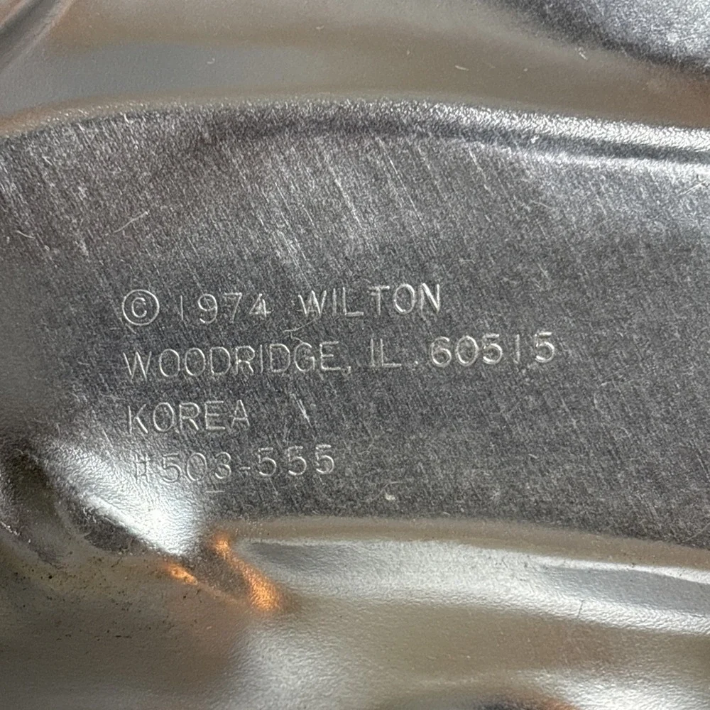 1974 Wilton Santa Face Cake Pan Mold‎ 503-555 Aluminum 9